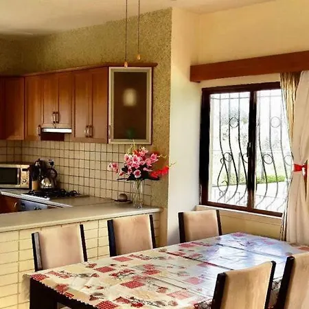 Holiday Semi Holiday home *